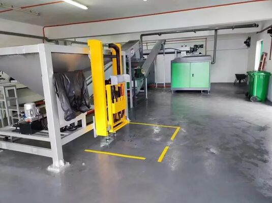 カスタマイズされた無臭電気工業堆肥設備 1000KG 日々の処理能力 24H 処理サイクル 微生物分解