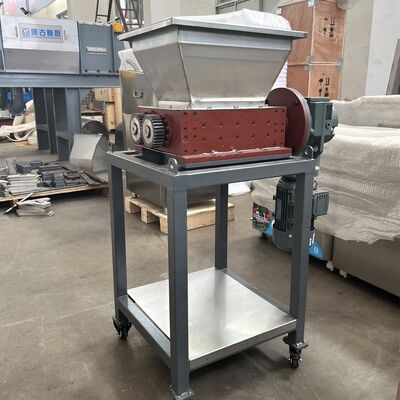 100-300KG/D 食品スレッダー ユニバーサル 小型有機廃棄物 クラッシャー 野菜クラッシャー ギアコアコンポーネントを装備